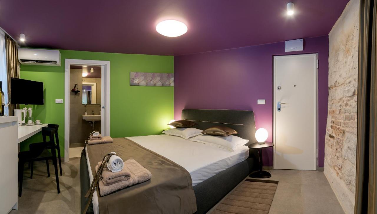 Annie'S Stone Studio & Room Сплит Екстериор снимка