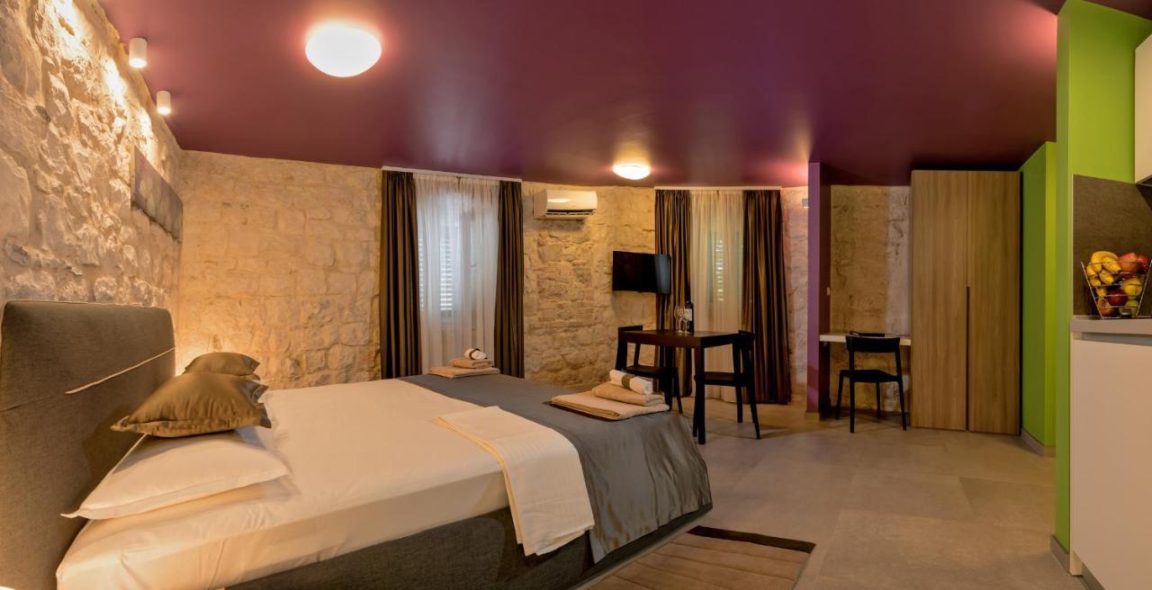 Annie'S Stone Studio & Room Сплит Екстериор снимка